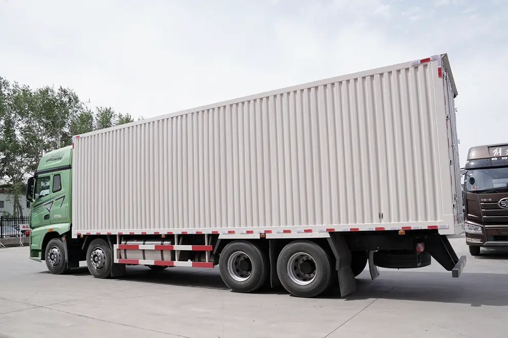 Faw J7 8X4 Cargo Truck-5