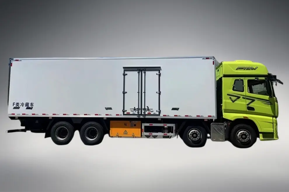 FAW Jifang J7 Refrigerated Truck (2)