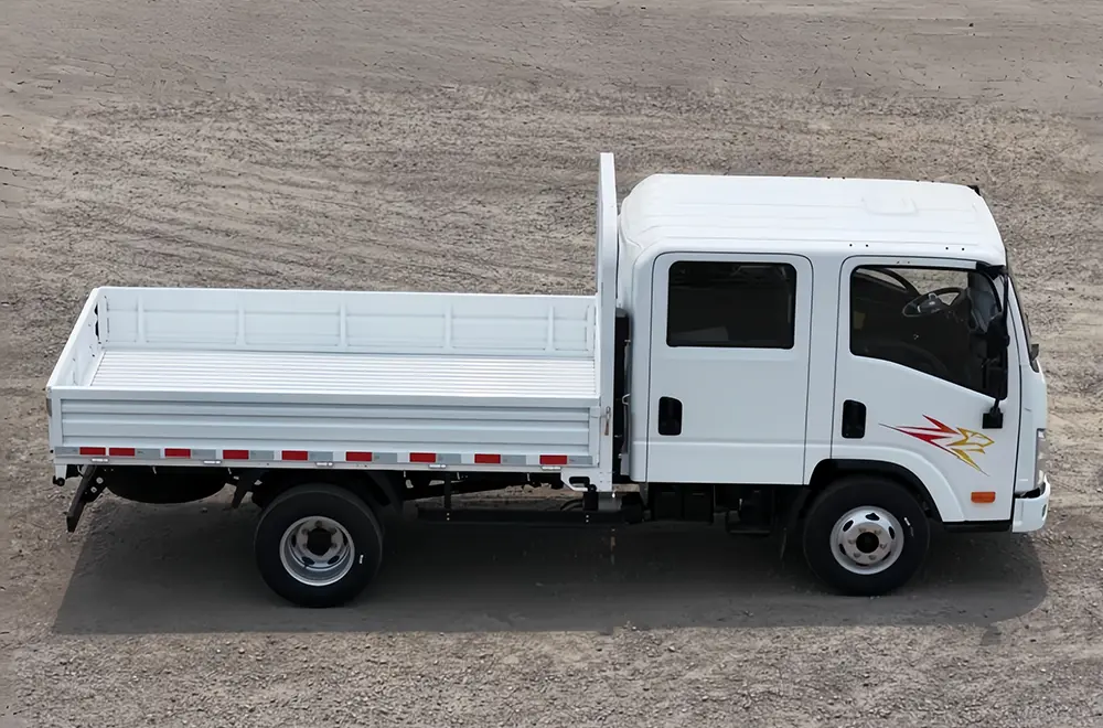 FAW Tiger VH Cargo Truck (1)