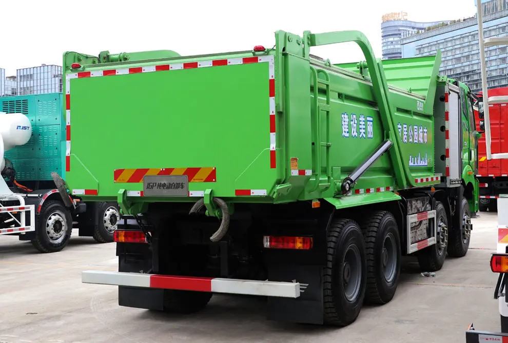 FAW J6P Dump Truck (8)