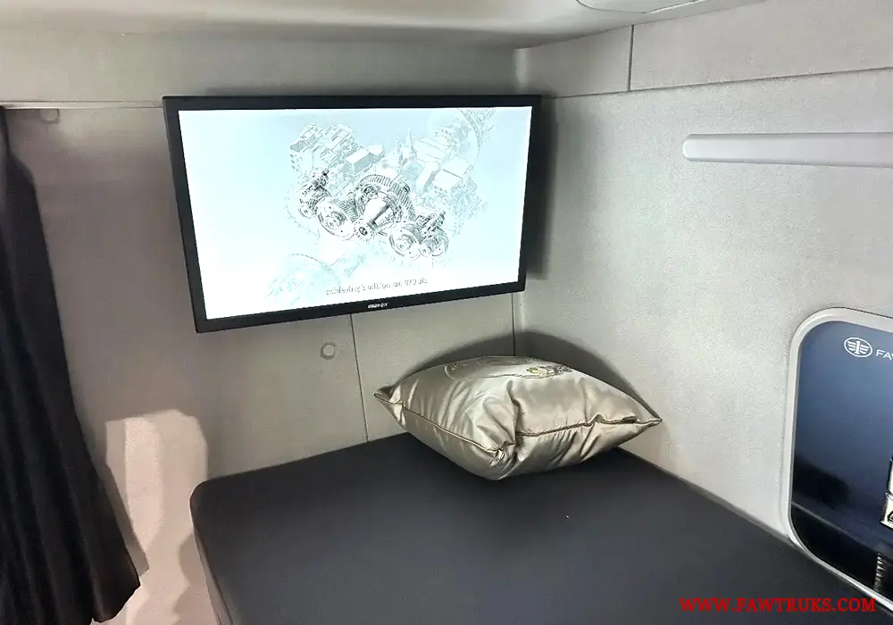 CORTRON CS600XXL zero-gravity sleeper